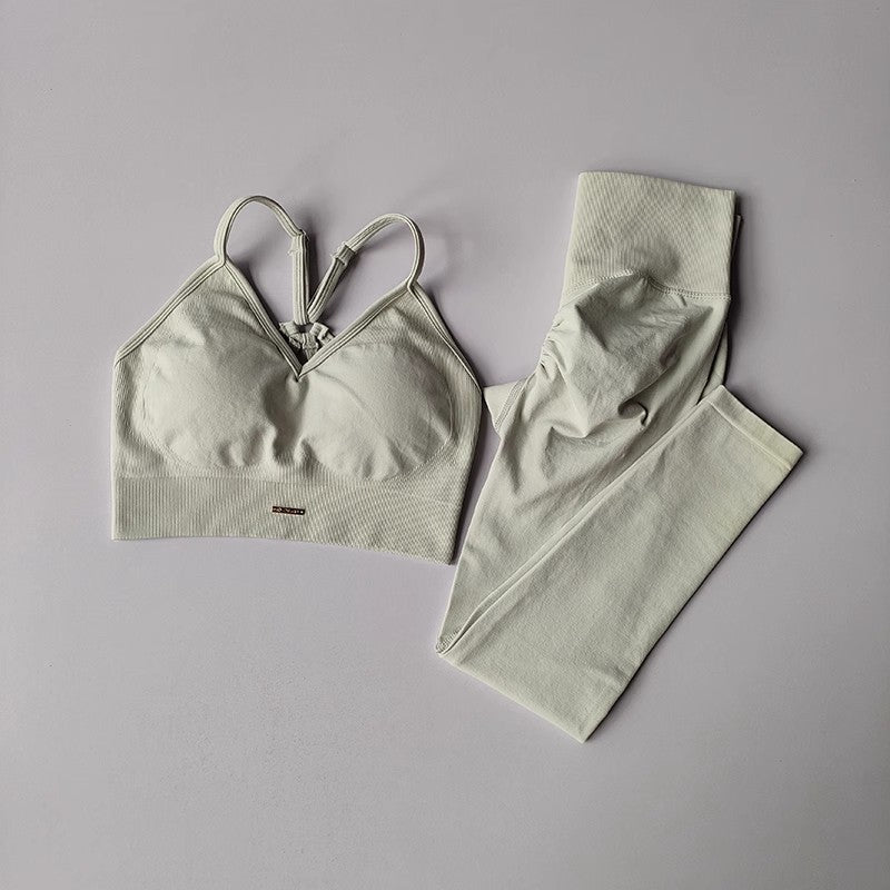 Conjunto Deportivo 2 Piezas — Top Espalda Cruzada y Calza